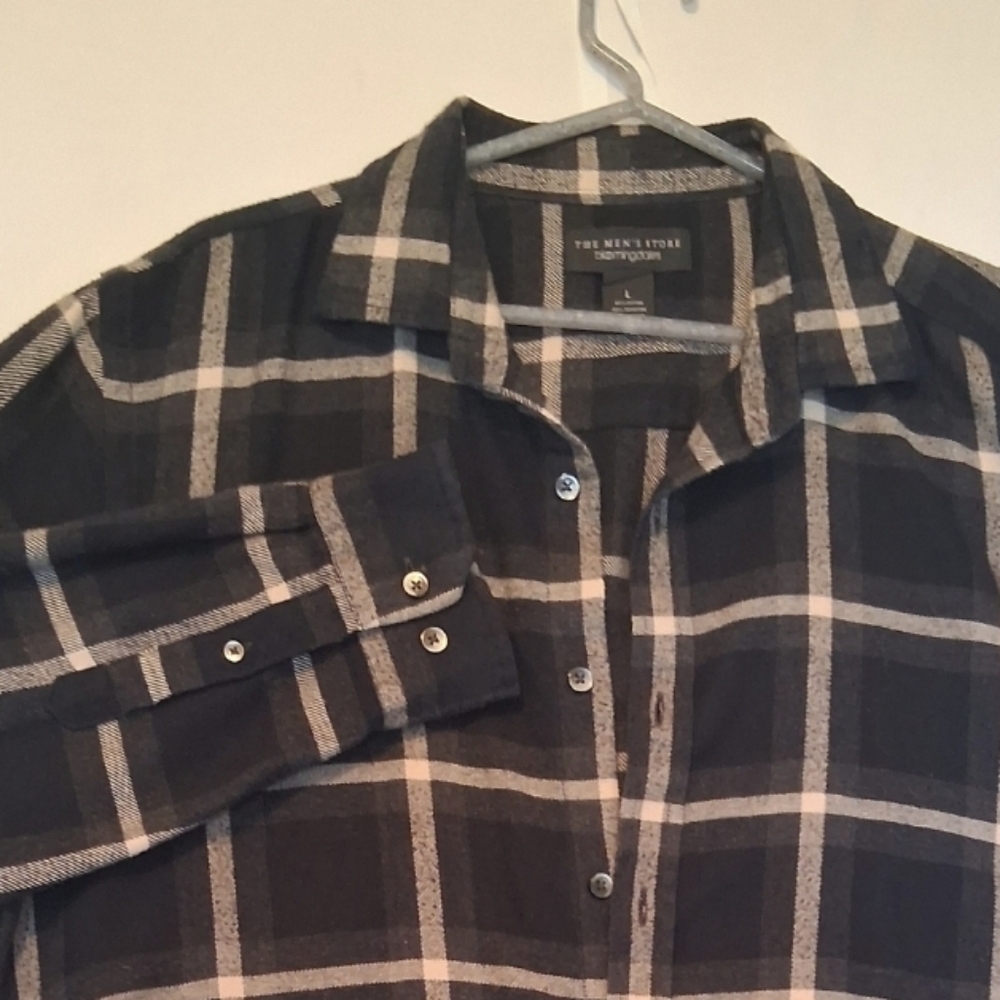 Bloomingdales Plaid Flannel Mens Shirt - Blue and White Size Large